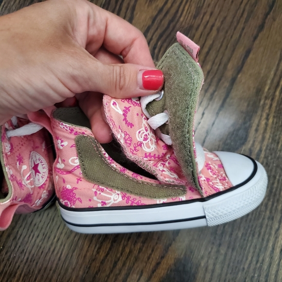 Converse Hightop Floral Sneakers Infant Size 5 - Picture 5 of 7